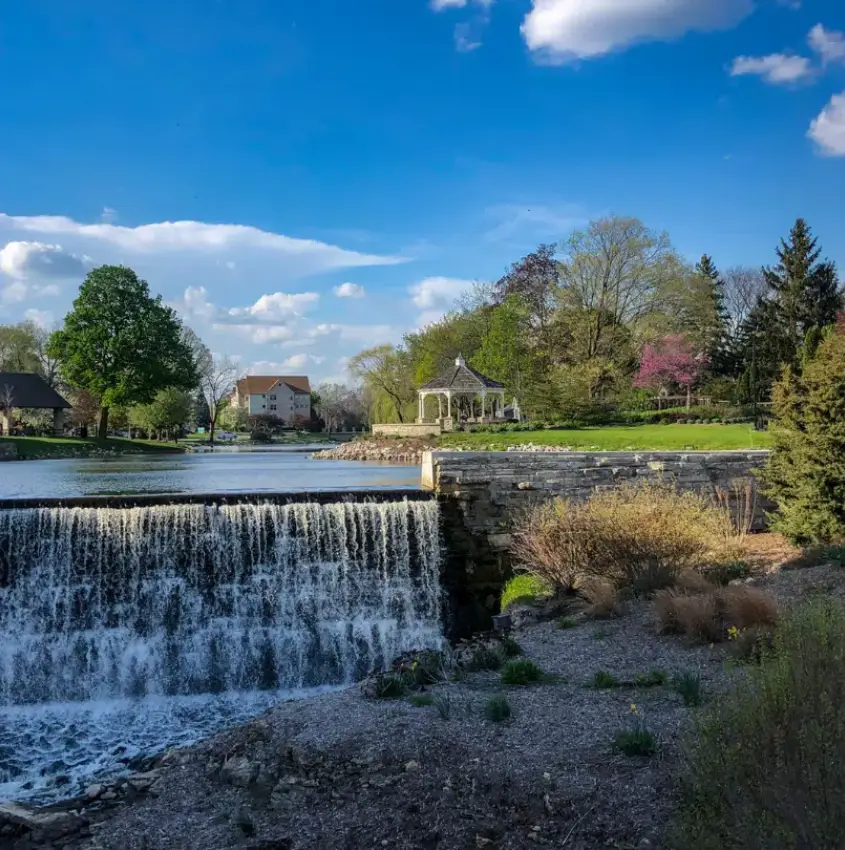 Menomonee Falls Bottoms Up Vending: Your Full-Service Vending Company in Menomonee Falls — Menomonee Falls, Wisconsin vending services