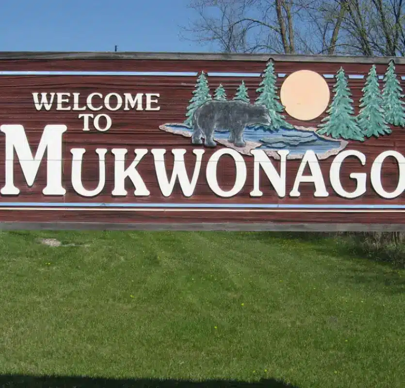 Mukwonago Bottoms Up Vending: Your Full-Service Vending Company in Mukwonago, Wisconsin — Mukwonago, Wisconsin vending services